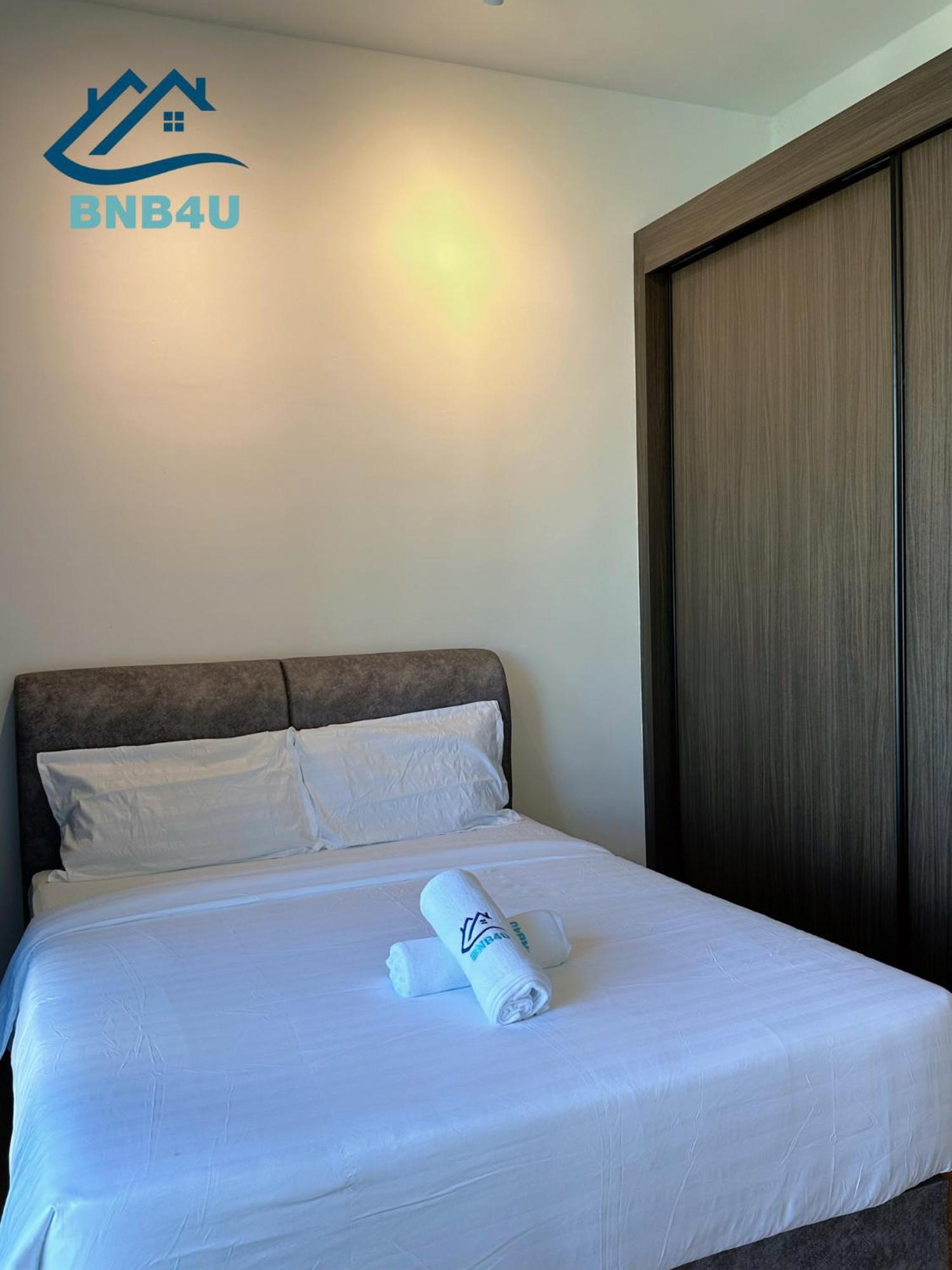 Beacon 2Br Infinity Pool - By Bnb4U Джордж Таун Екстериор снимка
