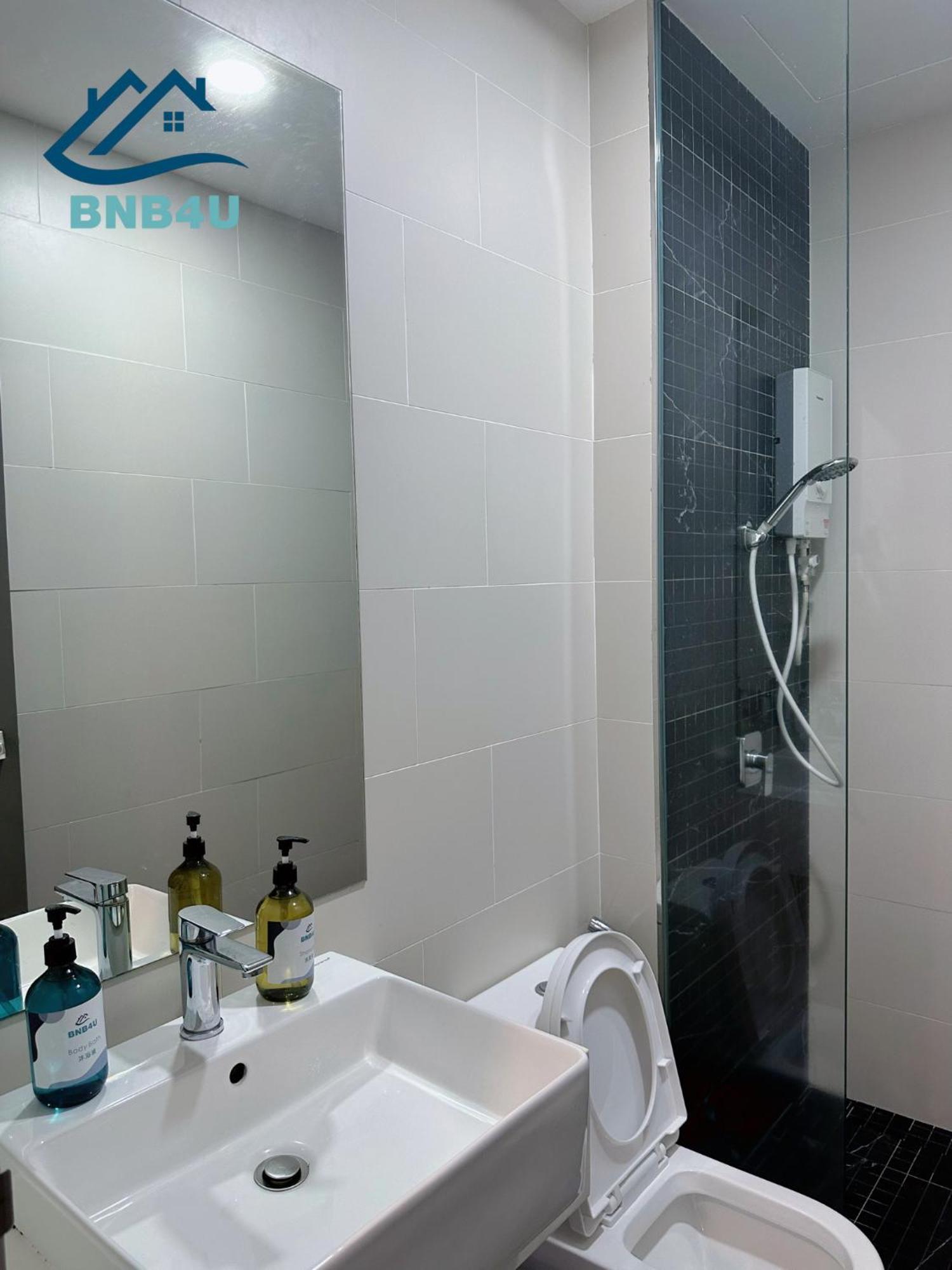 Beacon 2Br Infinity Pool - By Bnb4U Джордж Таун Екстериор снимка
