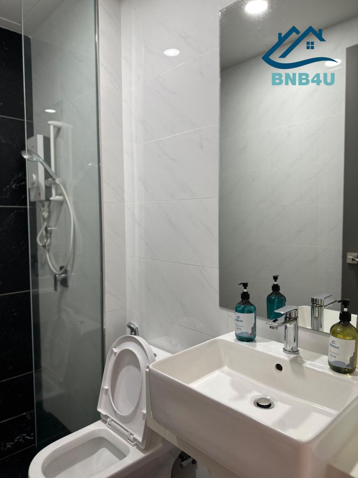 Beacon 2Br Infinity Pool - By Bnb4U Джордж Таун Екстериор снимка