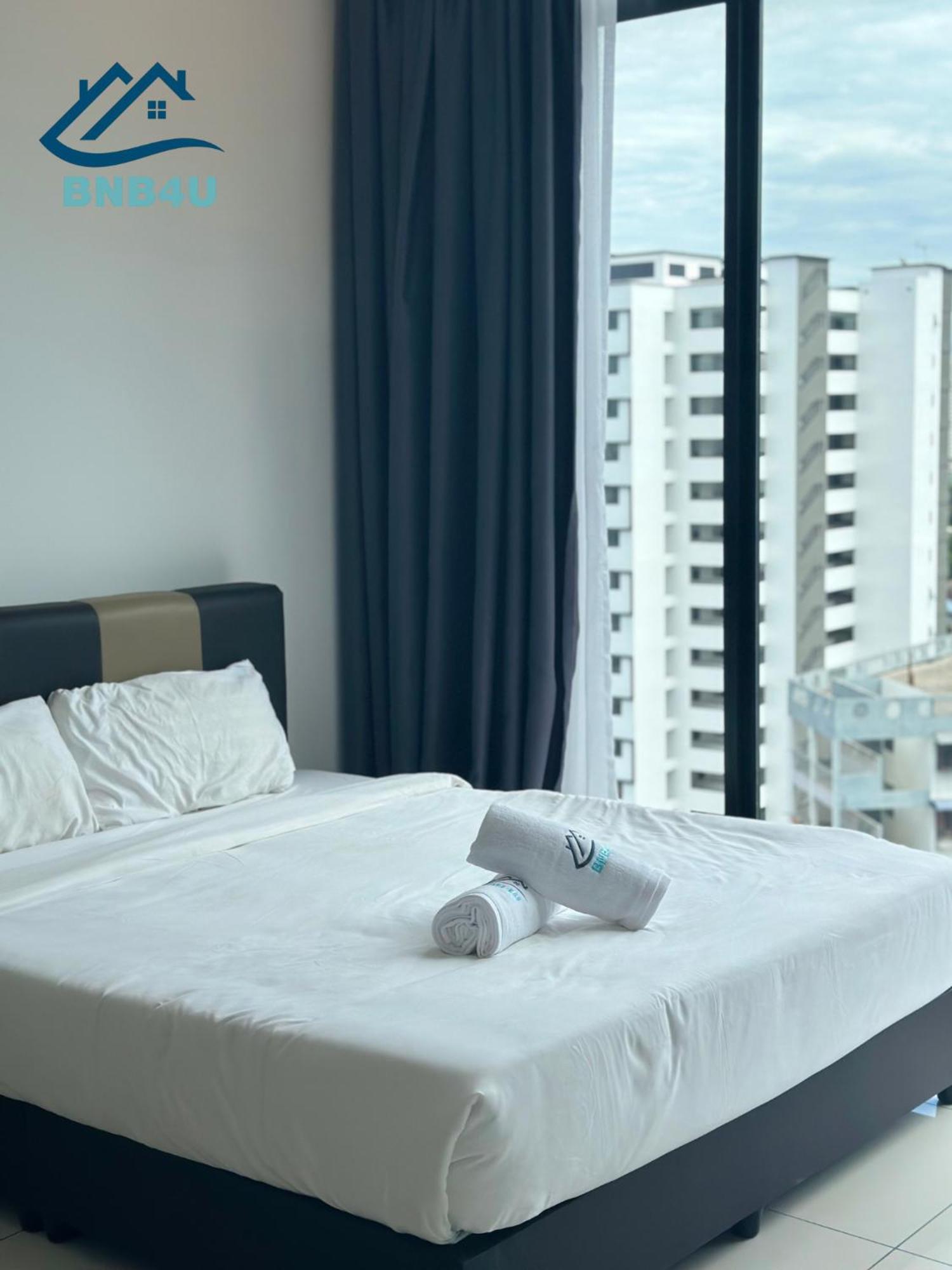 Beacon 2Br Infinity Pool - By Bnb4U Джордж Таун Екстериор снимка